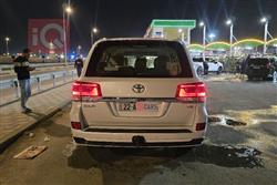 تويوتا لاندكروزر